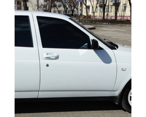 Купить дверь переднюю правую в цвет кузова Лада Приора в Казани - цены, отзывы и фото на сайте bampera116.ru.