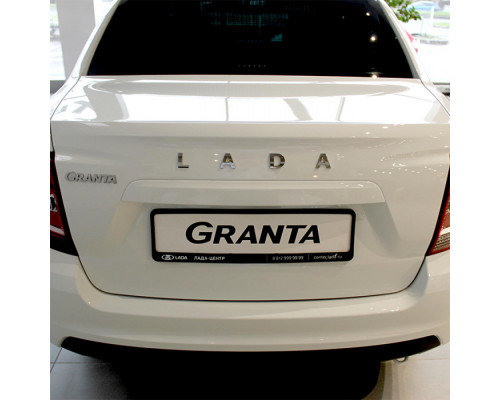 Купить крышку багажника в цвет кузова Лада Гранта 2 FL седан в Казани. Цены, отзывы и фото на сайте bampera116.ru.